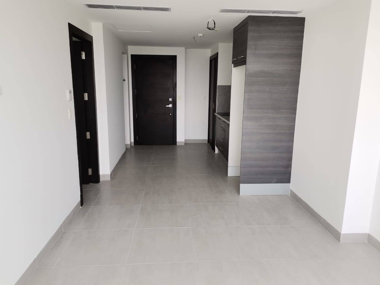 #966 - Suite para Venta en Guayaquil - G