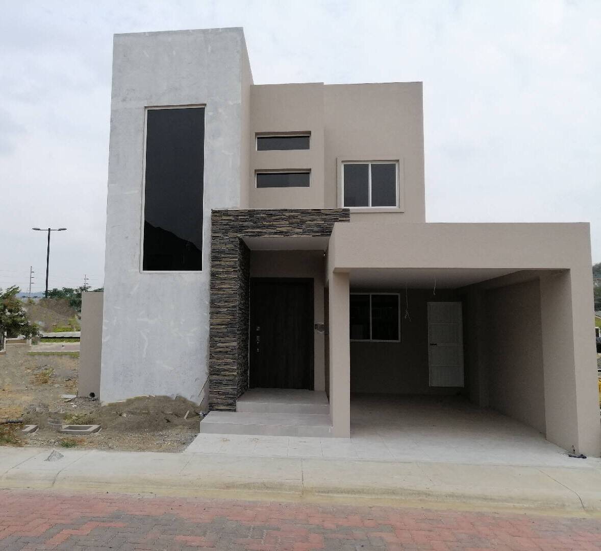 #971 - Casa para Venta en Guayaquil - G