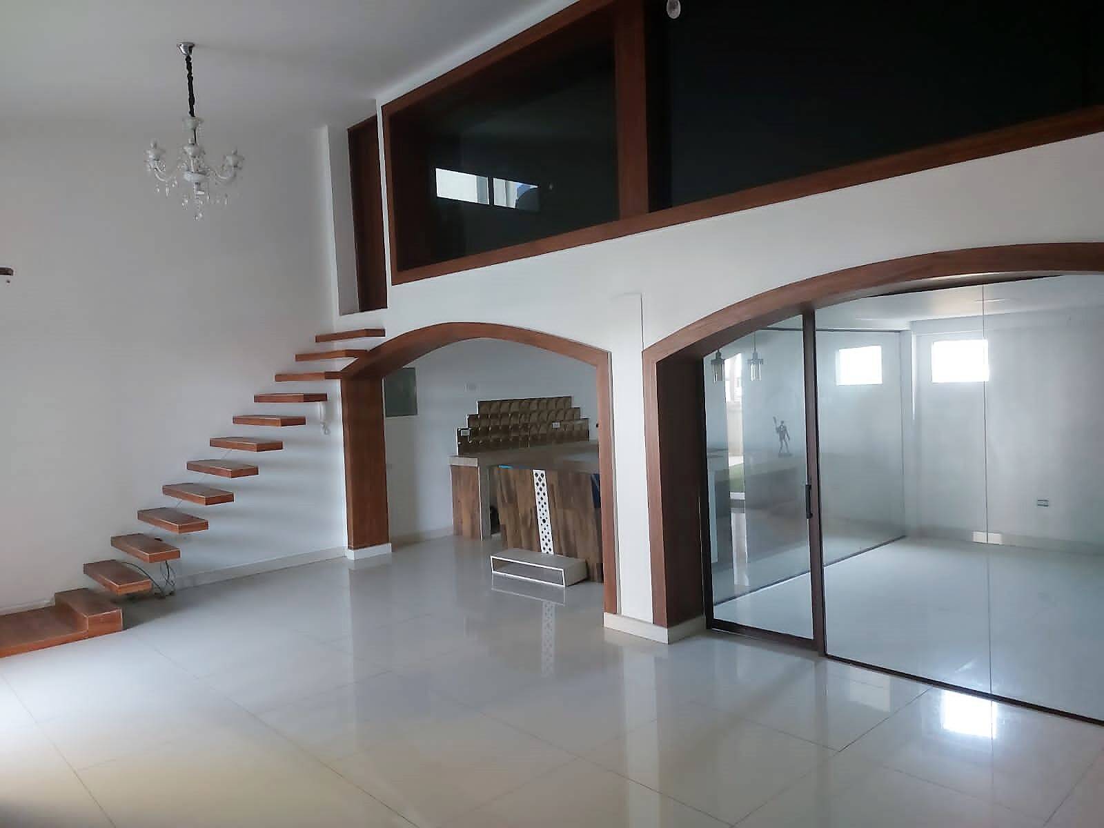 #1496 - Oficina para Alquiler en Guayaquil - G