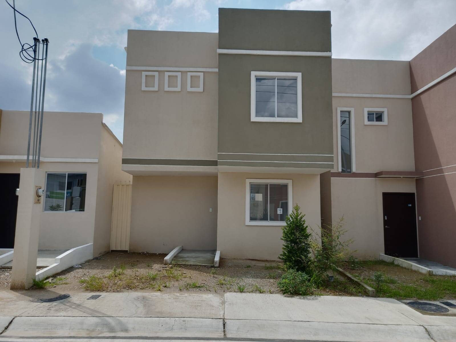 #1790 - Casa para Alquiler en Guayaquil - G