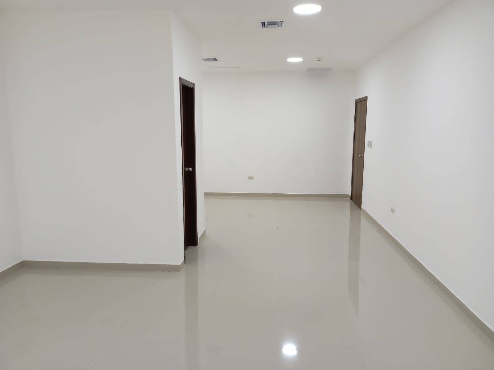 #1867 - Oficina para Alquiler en Guayaquil - G