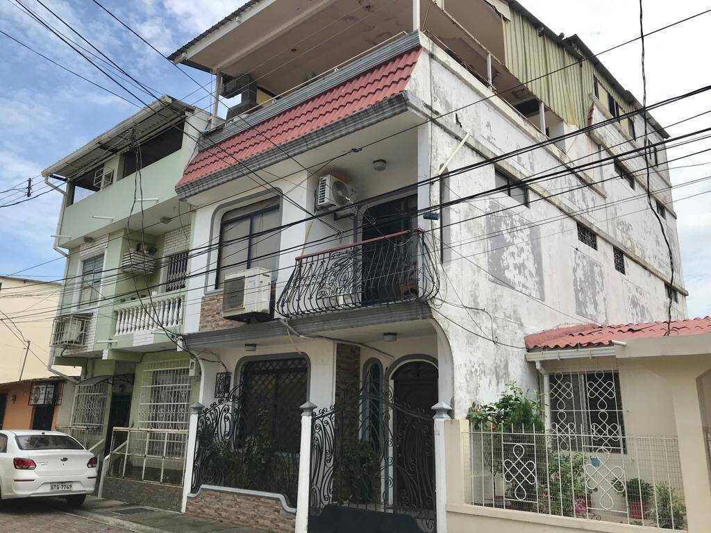 #1894 - Casa para Venta en Guayaquil - G