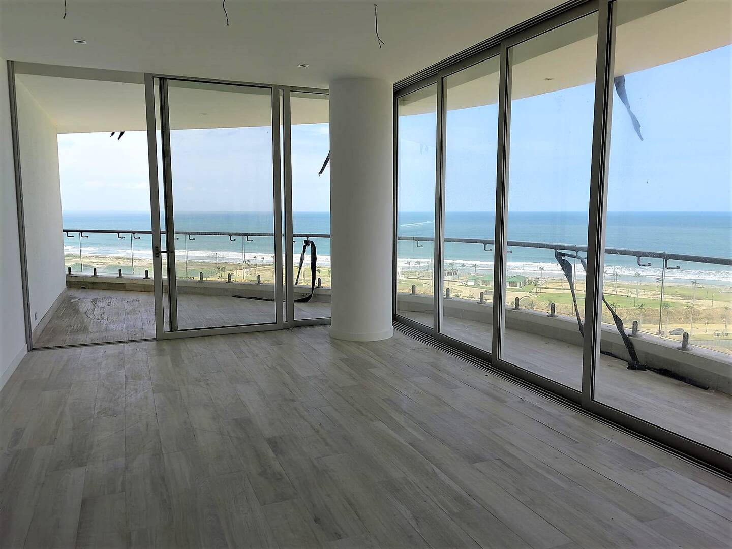 #1910 - Departamento para Venta en Guayaquil - G