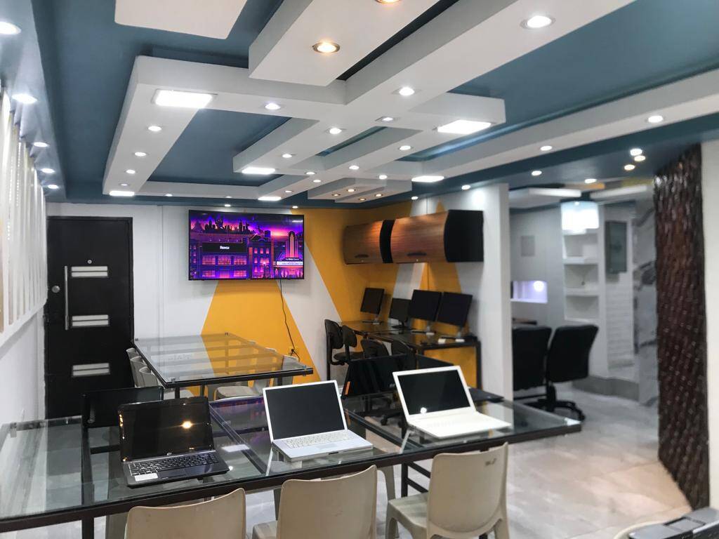 #2051 - Oficina para Alquiler en Guayaquil - G