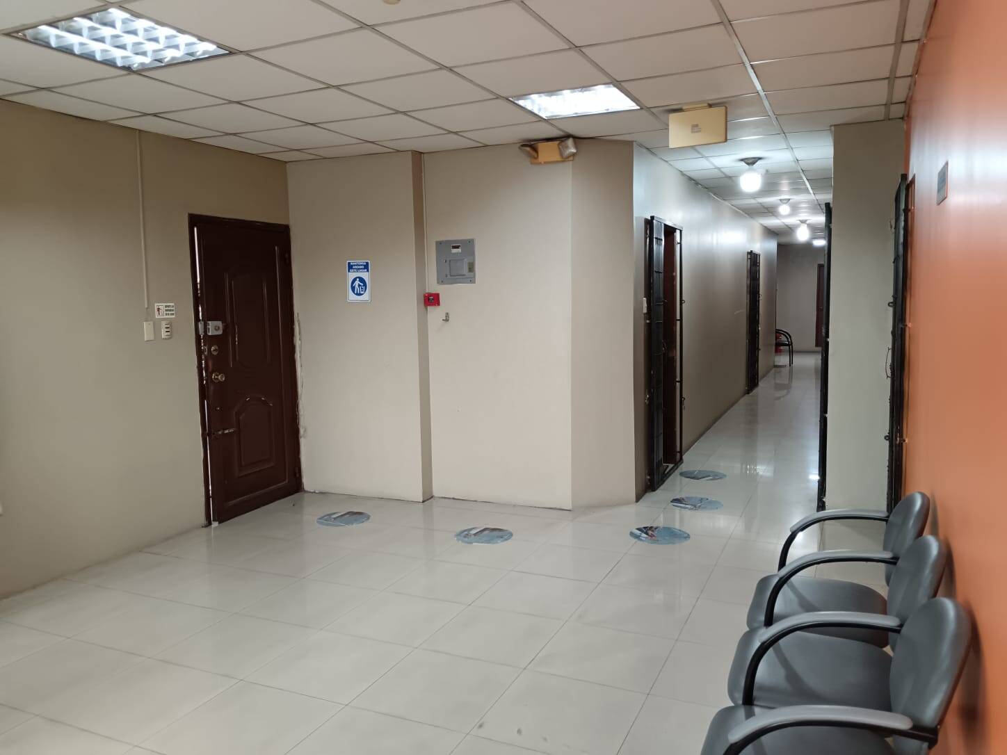 #2100 - Oficina para Alquiler en Guayaquil - G