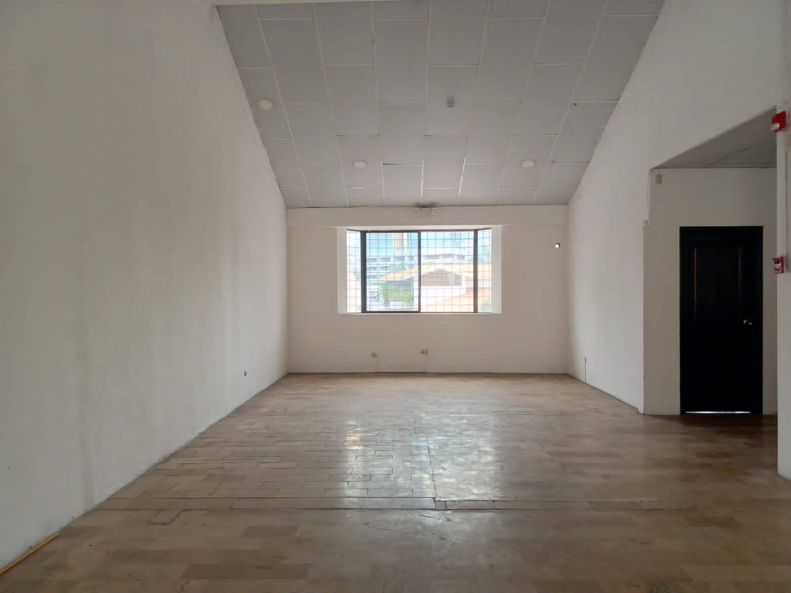 #2135 - Oficina para Alquiler en Guayaquil - G