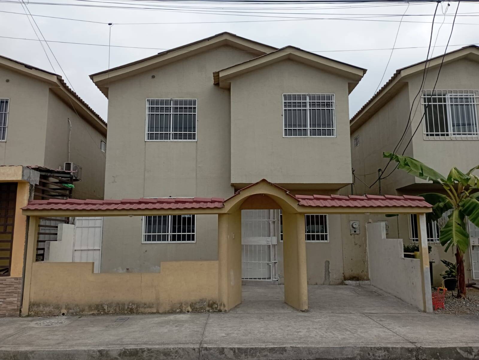 #2319 - Casa para Venta en Guayaquil - G