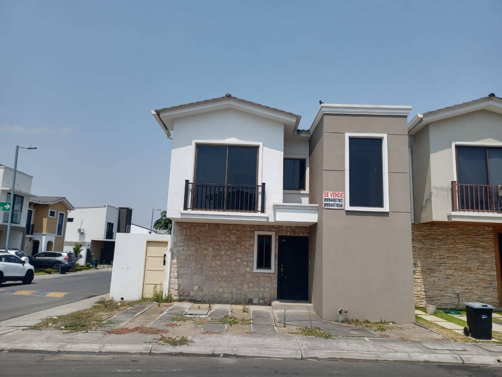 #2385 - Casa para Venta en Guayaquil - G