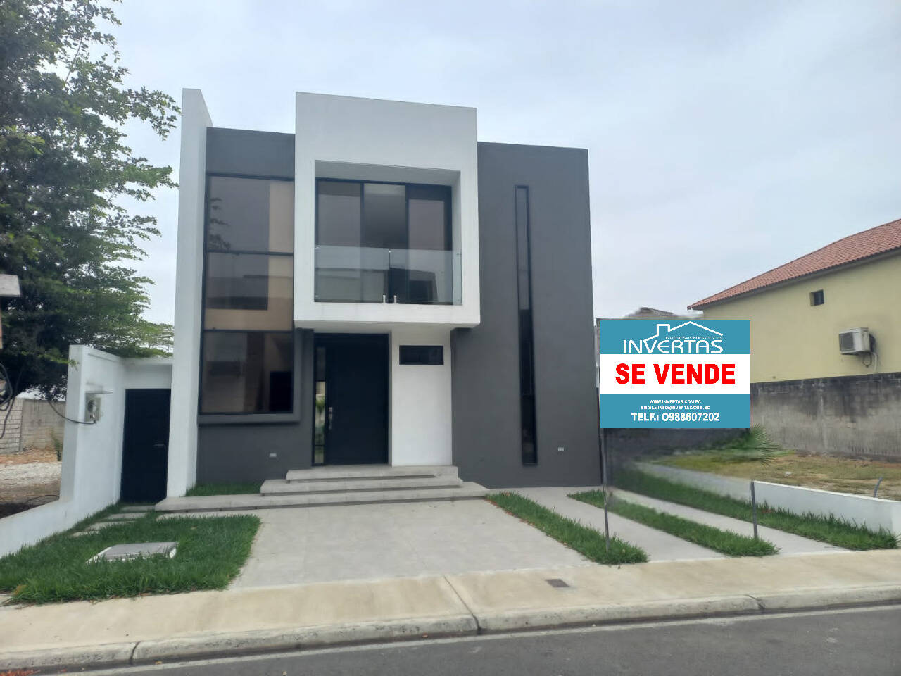 #2434 - Casa para Venta en Guayaquil - G