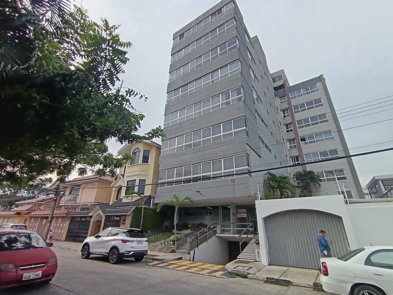 #2491 - Departamento para Venta en Guayaquil - G