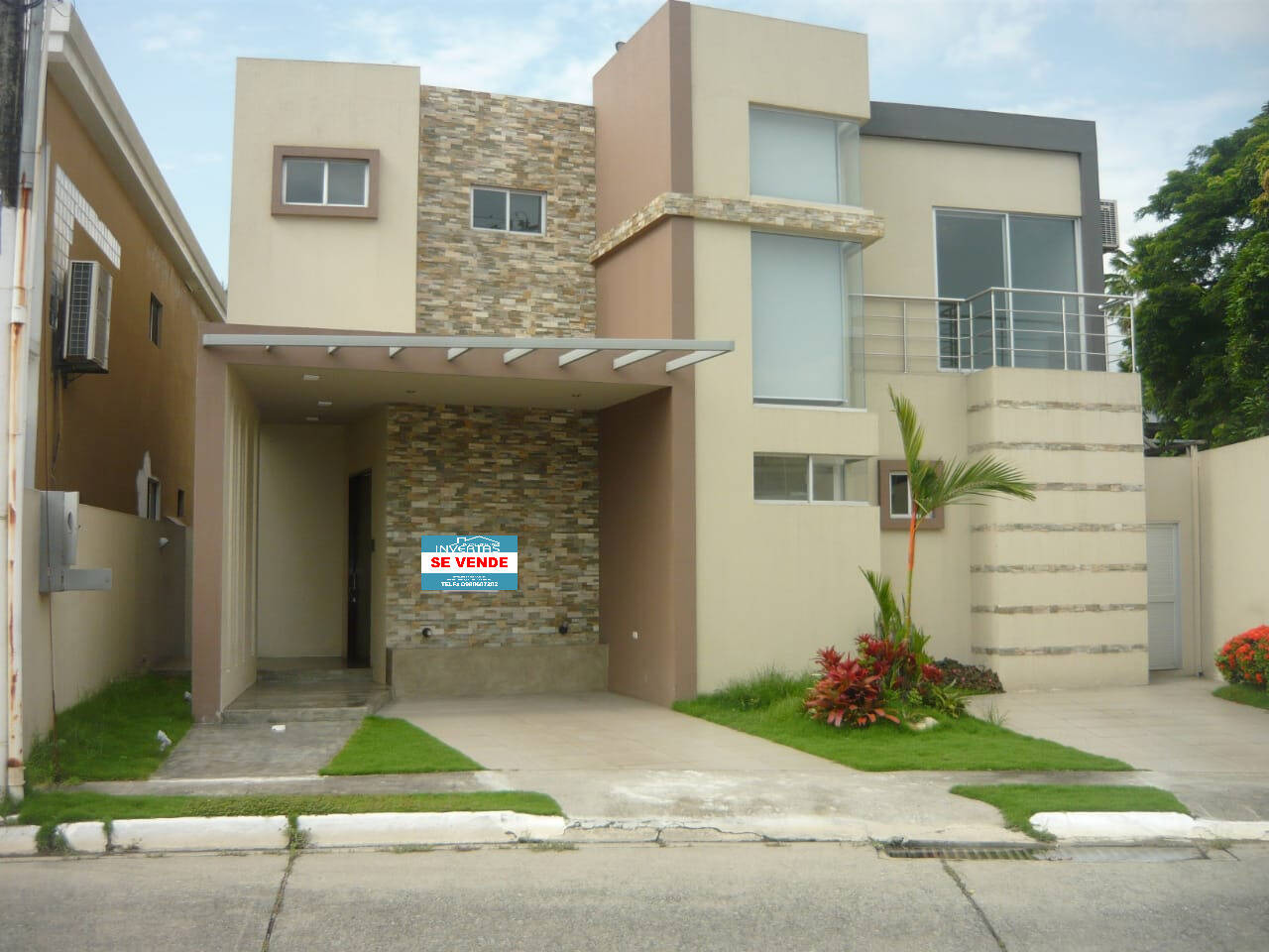 #2515 - Casa para Venta en Guayaquil - G