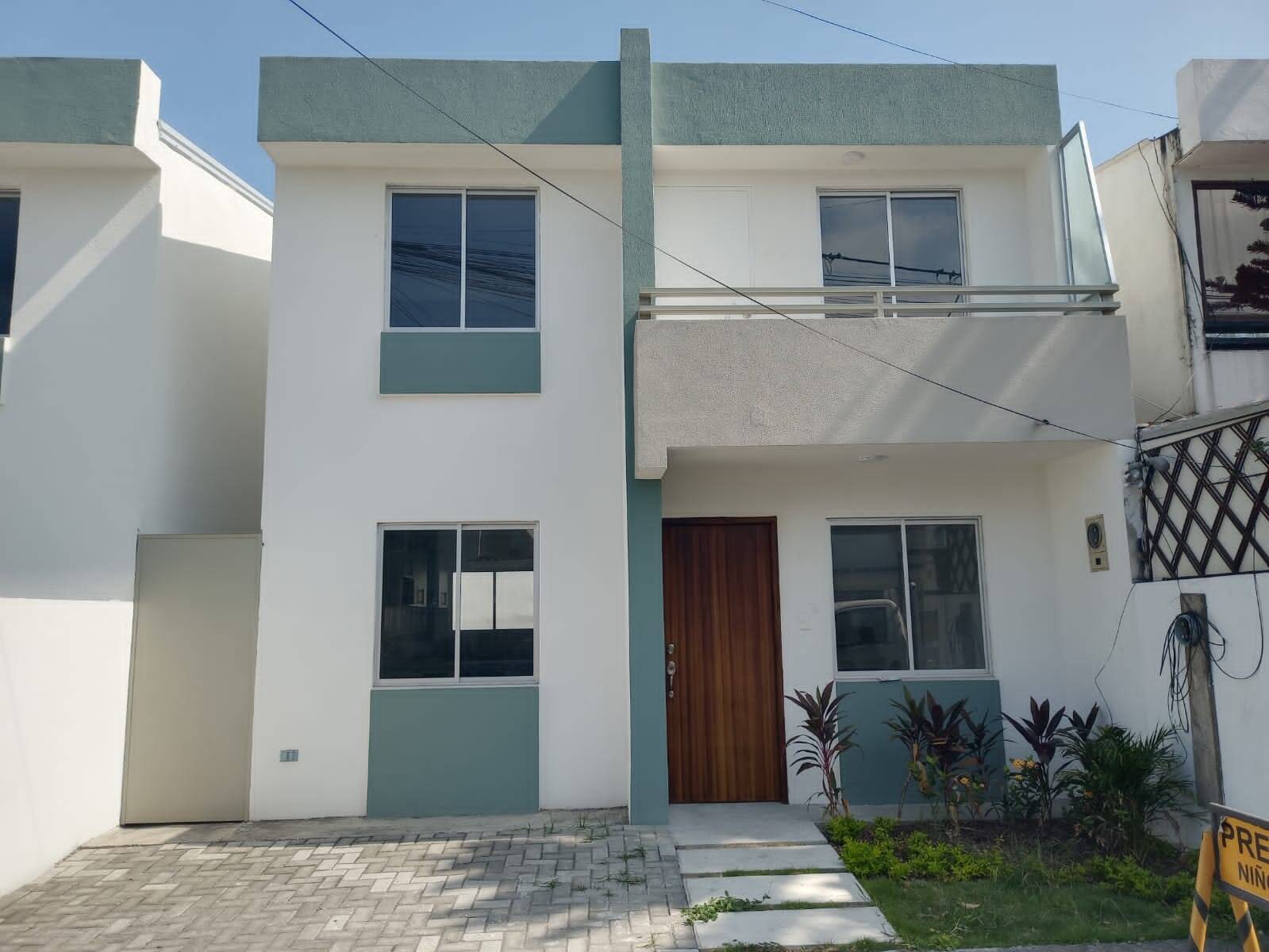 #2607 - Casa para Venta en Guayaquil - G