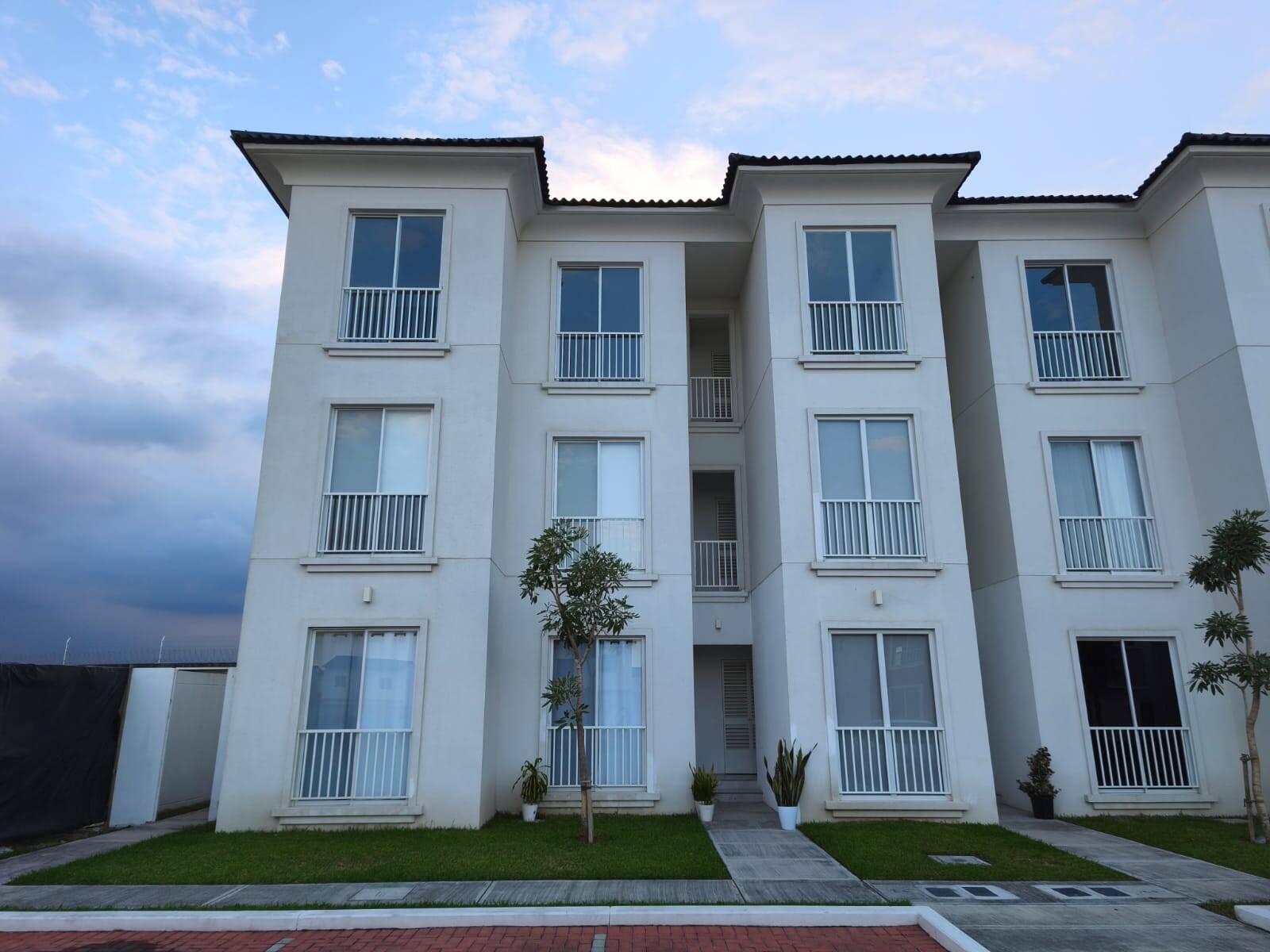 #2769 - Departamento para Alquiler en Guayaquil - G