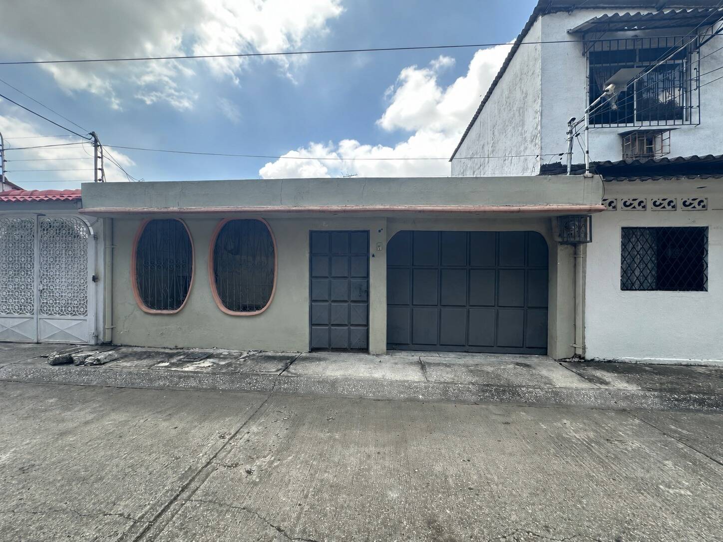 #2771 - Casa para Venta en Guayaquil - G