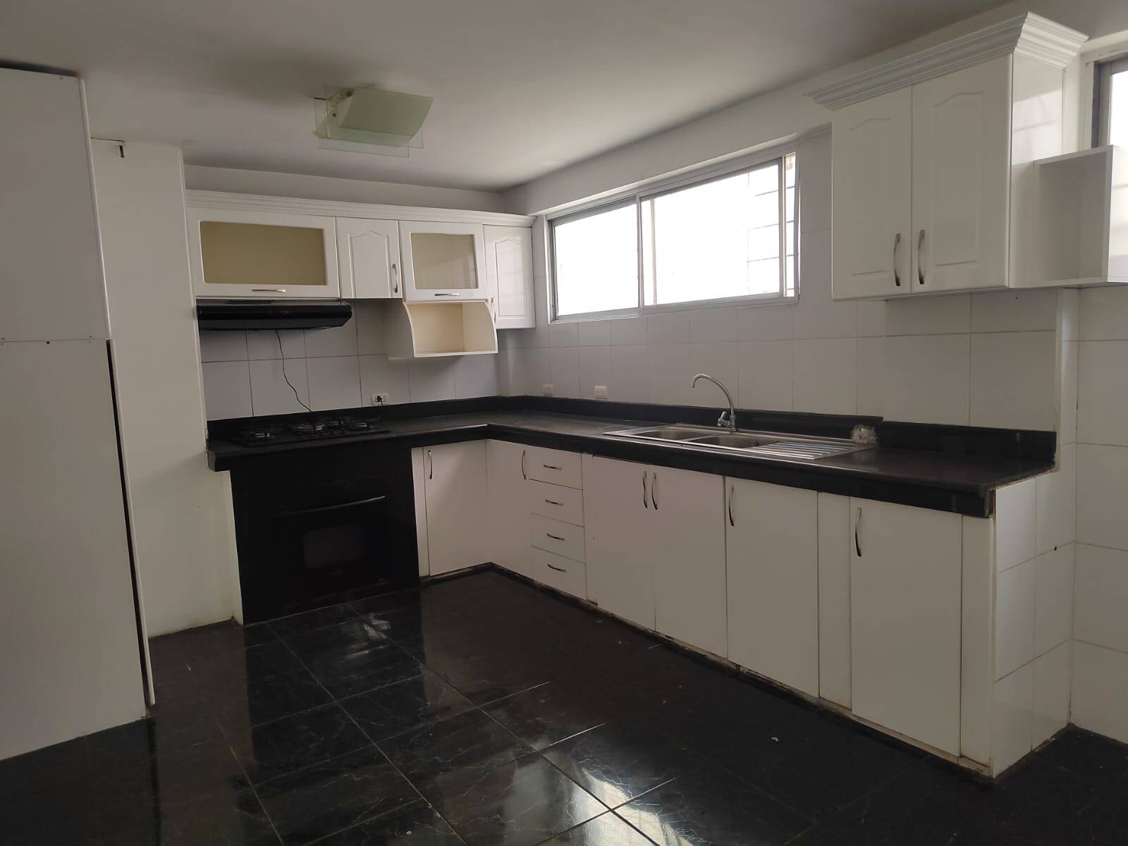 #2779 - Departamento para Alquiler en Guayaquil - G