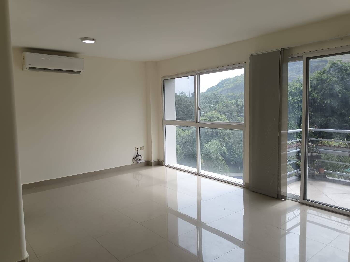 #2788 - Departamento para Alquiler en Guayaquil - G