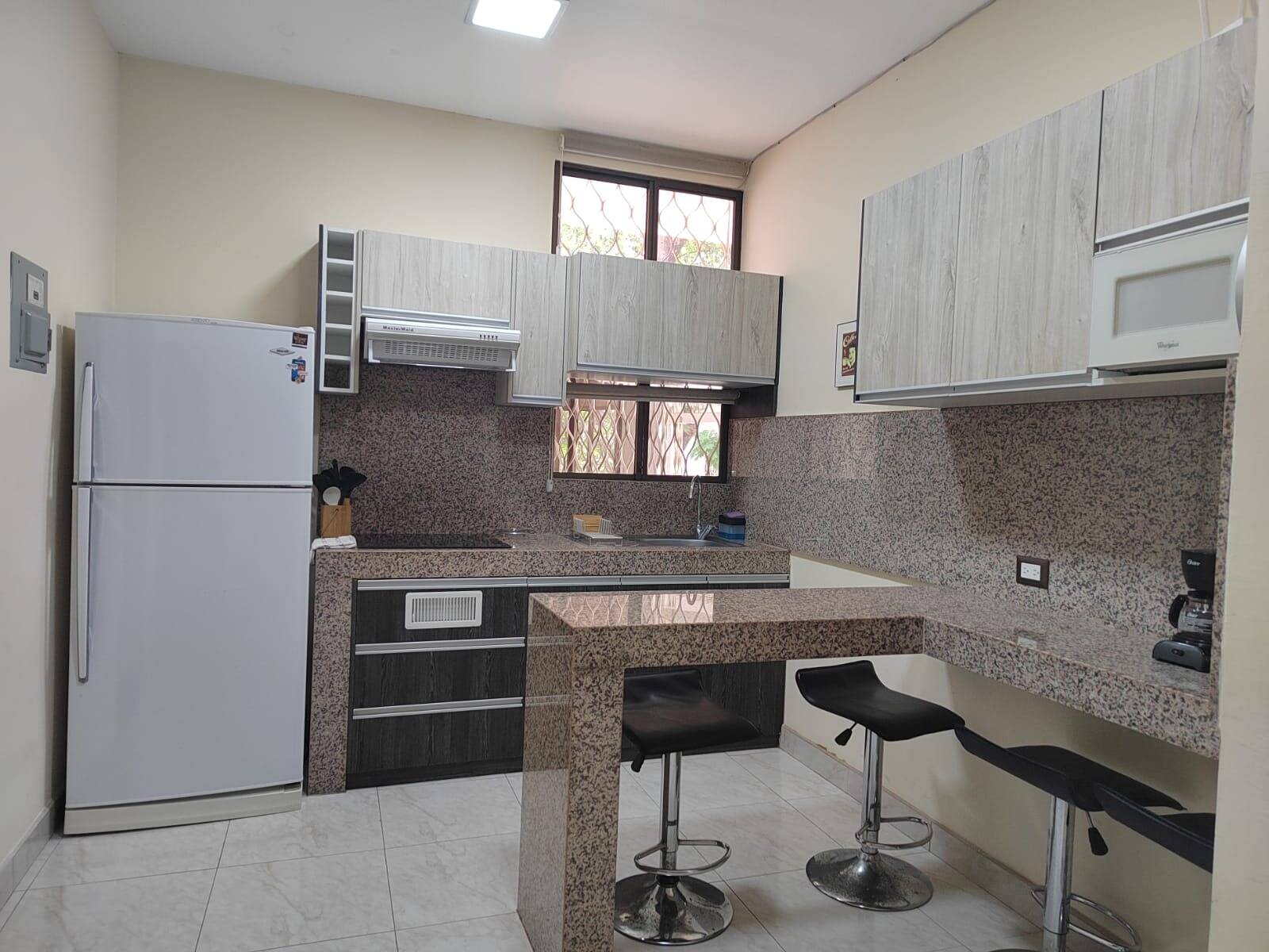#2790 - Suite para Alquiler en Guayaquil - G