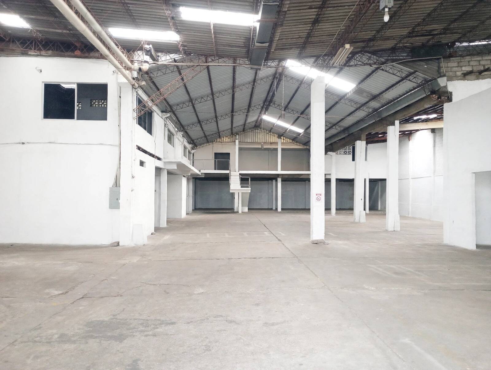 #2800 - Galpón para Venta en Guayaquil - G