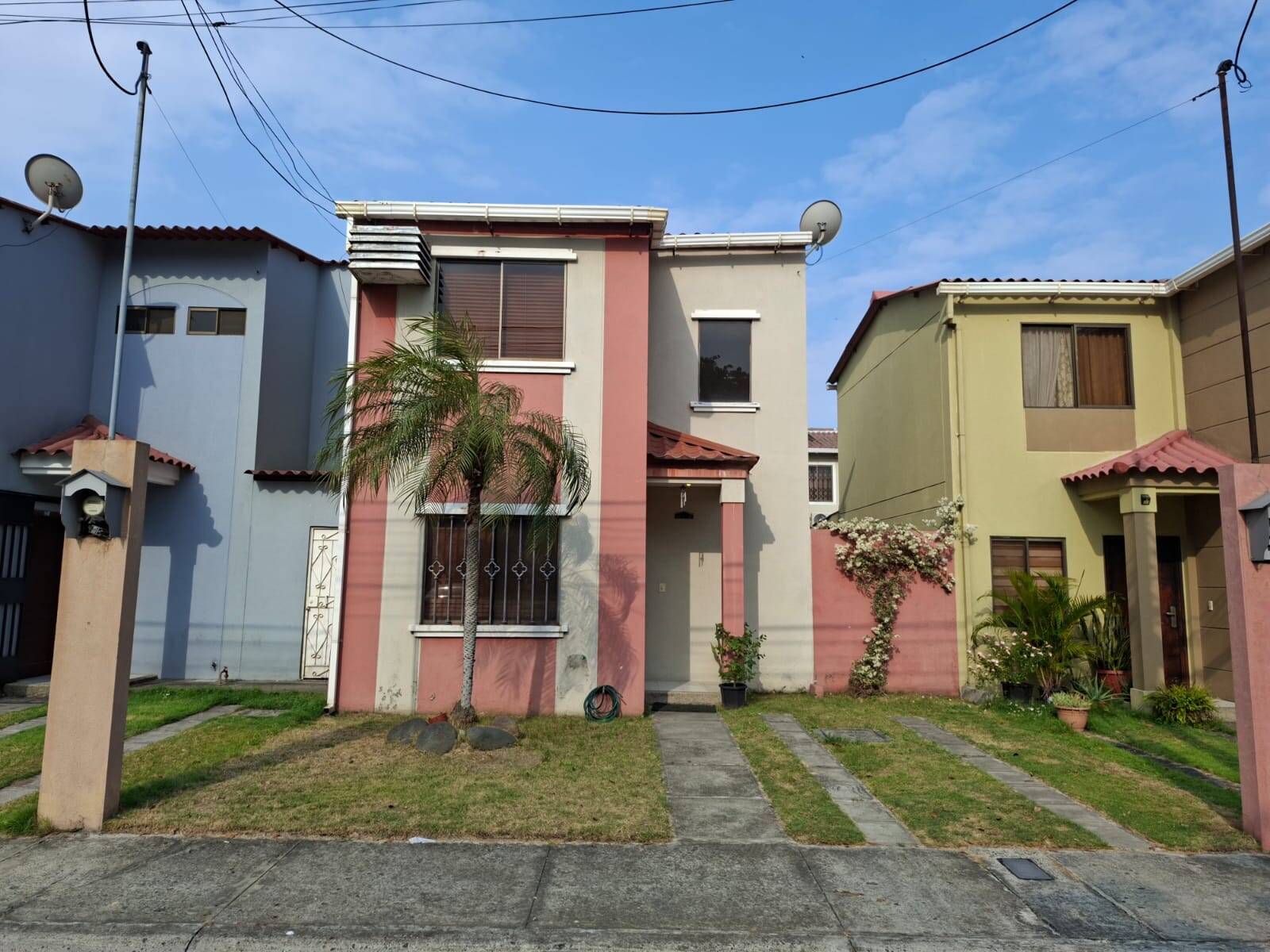 #2812 - Casa para Alquiler en Guayaquil - G