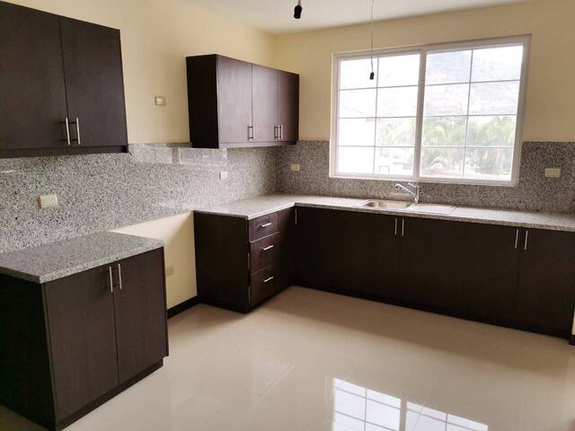 #1084 - Departamento para Venta en Guayaquil - G