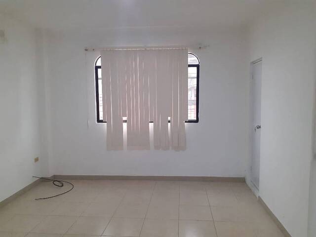 #1238 - Oficina para Alquiler en Guayaquil - G
