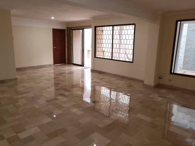 #1445 - Casa para Alquiler en Guayaquil - G