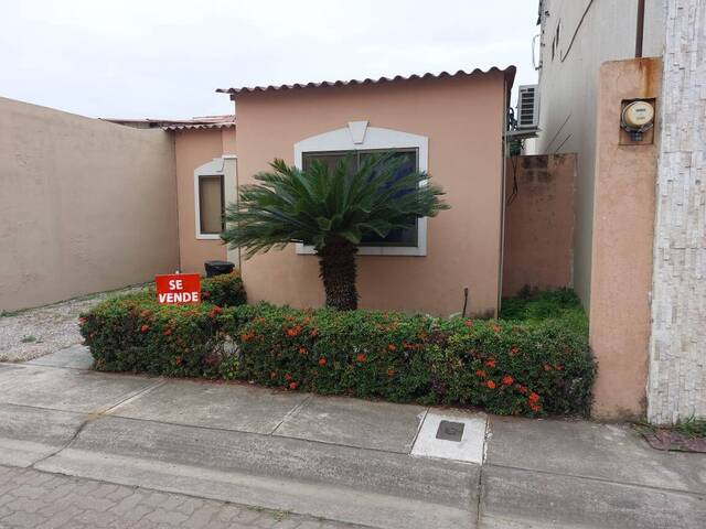 #1523 - Casa para Venta en Guayaquil - G - 1