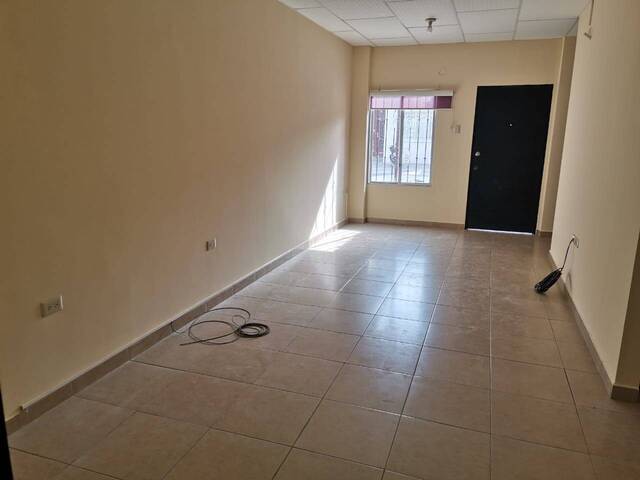 #235 - Casa para Alquiler en Guayaquil - G