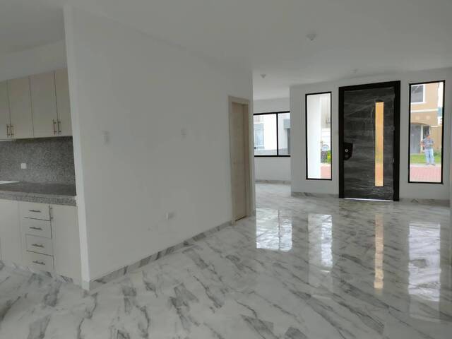Casa para Venta en Guayaquil - 5