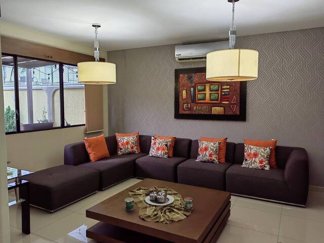 #1843 - Casa para Alquiler en Guayaquil - G