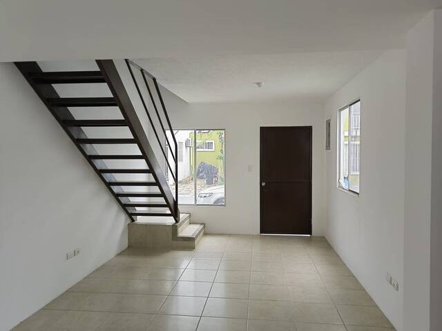 #1889 - Casa para Venta en Guayaquil - G