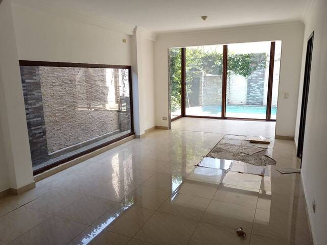 #1931 - Casa para Venta en Guayaquil - G