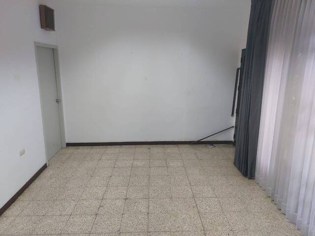 #1949 - Oficina para Alquiler en Guayaquil - G