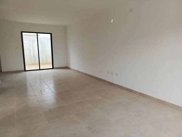 Casa para Venta en Guayaquil - 4