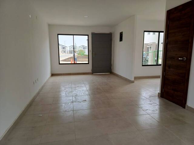 #1926 - Casa para Venta en Guayaquil - G