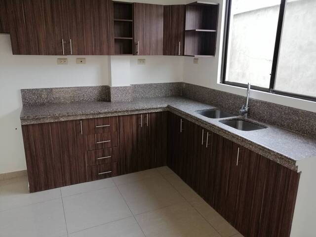 Casa para Alquiler en Guayaquil - 4