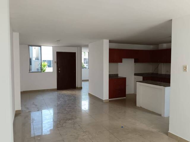 #2199 - Casa para Venta en Guayaquil - G