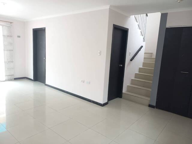 #2268 - Casa para Alquiler en Guayaquil - G