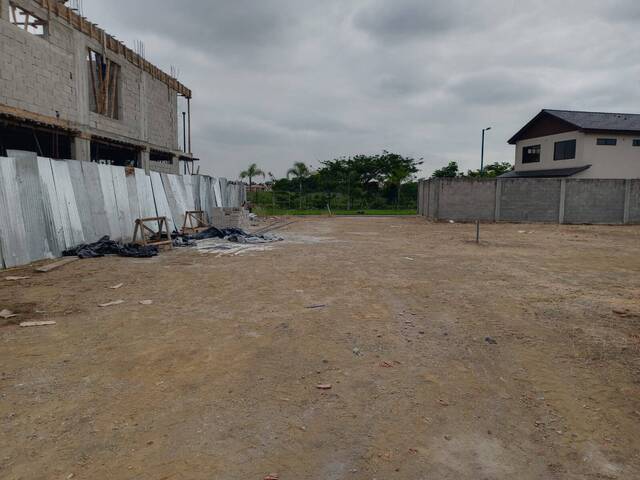 Área para Venta en Guayaquil - 4