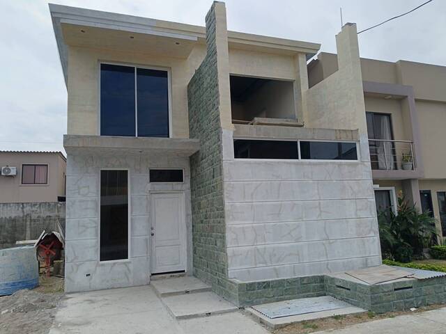 #2316 - Casa para Venta en Guayaquil - G