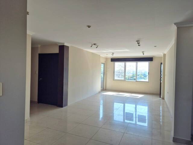 #2327 - Departamento para Venta en Guayaquil - G