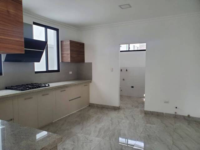 Casa para Venta en Guayaquil - 5