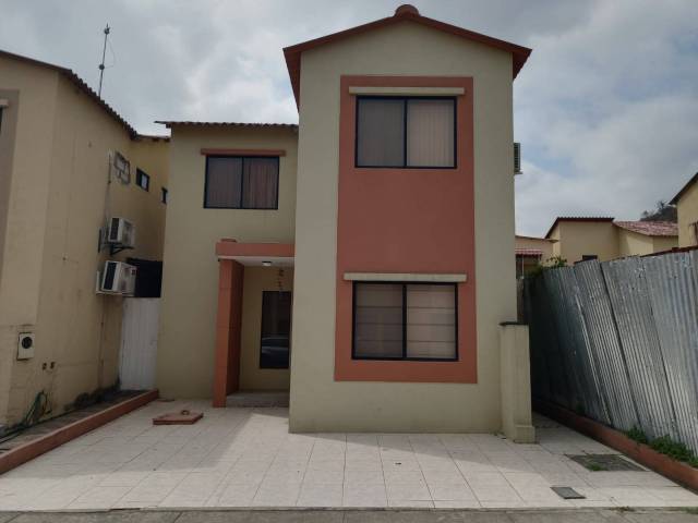 #257 - Casa para Venta en Guayaquil - G