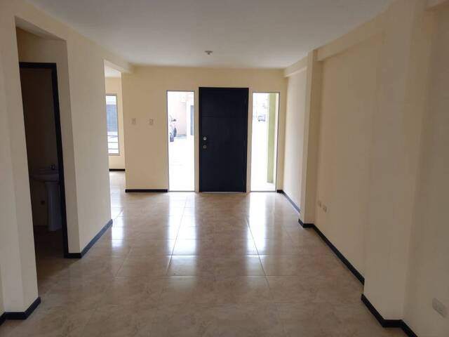 #2448 - Casa para Venta en Guayaquil - G