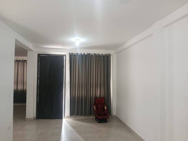 #2451 - Casa para Alquiler en Guayaquil - G