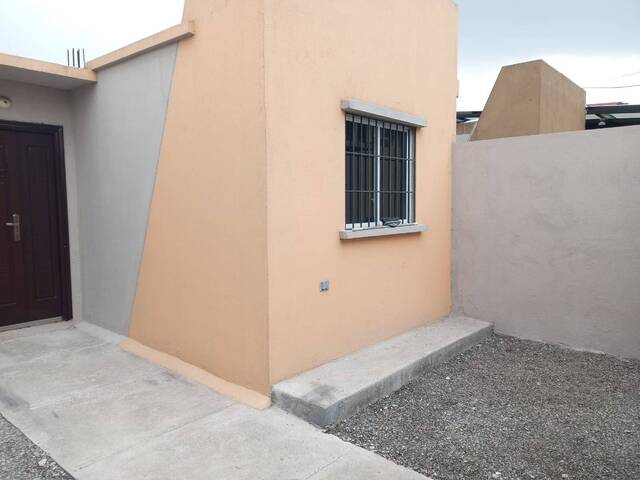 #2469 - Casa para Venta en Guayaquil - G - 2