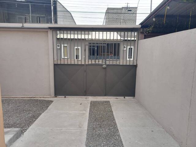 #2469 - Casa para Venta en Guayaquil - G - 3