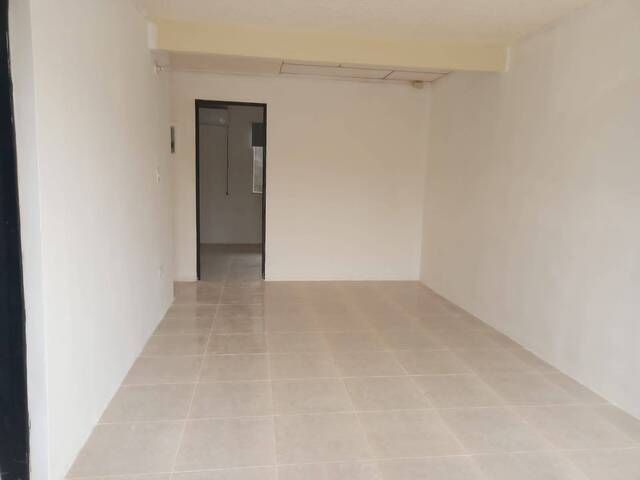 #2560 - Casa para Venta en Guayaquil - G - 2