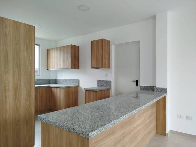 #2564 - Casa para Alquiler en Guayaquil - G - 2