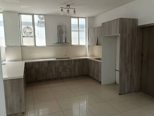 Casa para Venta en Guayaquil - 5